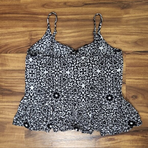 Bethany Mota Boho Black and White Tie Tank Top Size Small - Picture 2 of 4